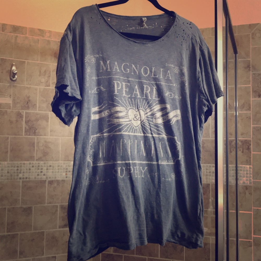 Magnolia Pearl Tee